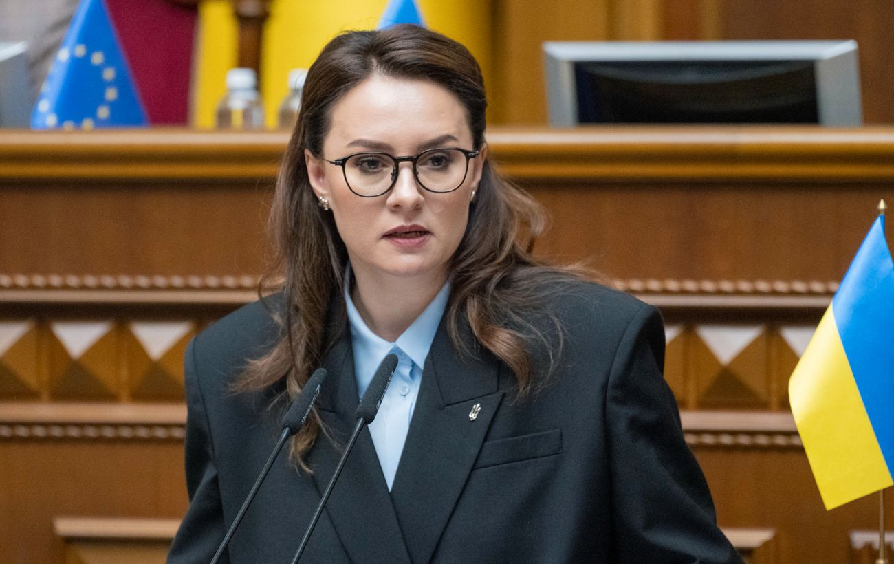 Зображення новини: Вчителям підвищать зарплати: коли очікувати і які зміни