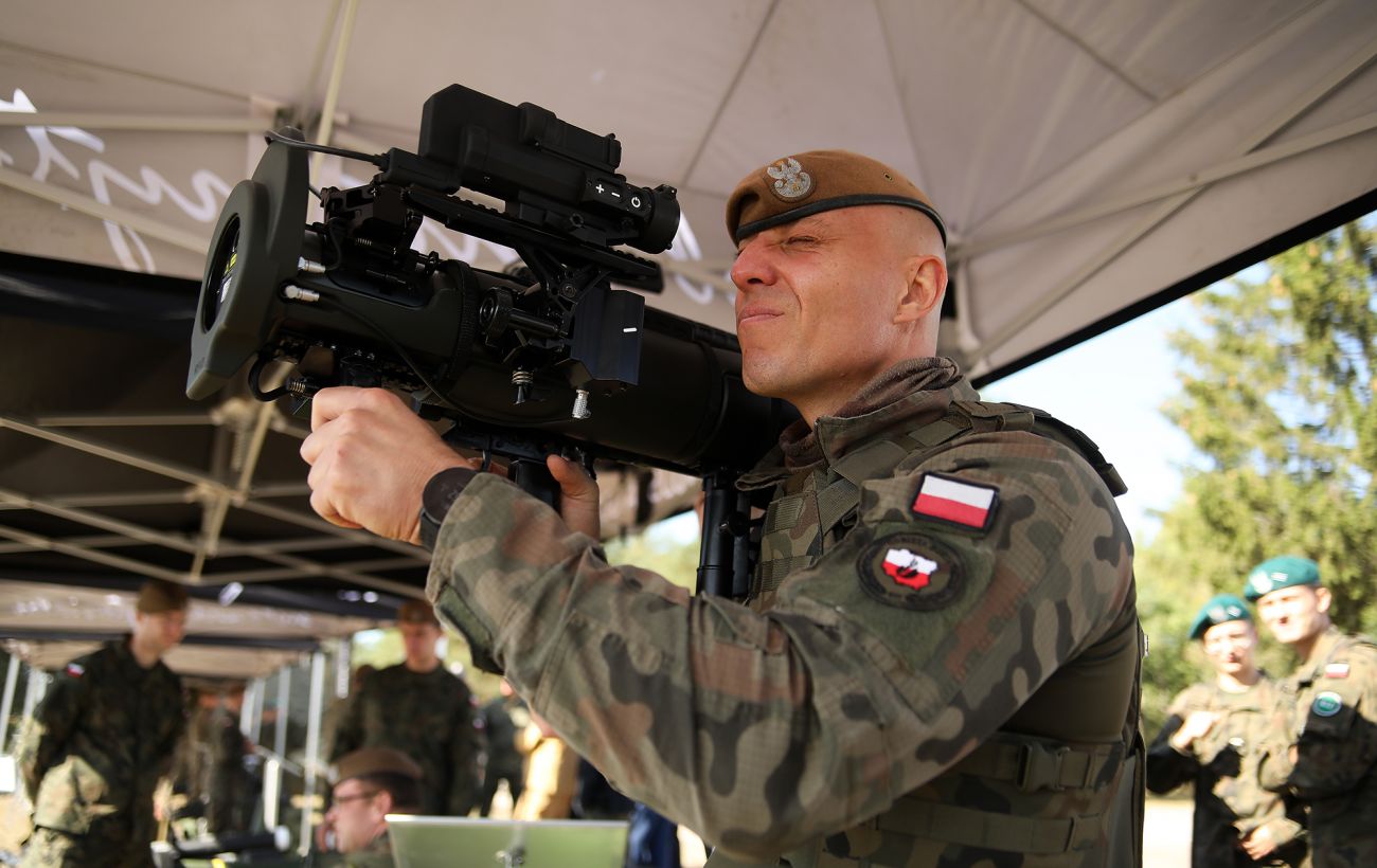 Зображення новини: З Білорусі в повітряний простір Польщі запустили десятки метеозондів із контрабандою