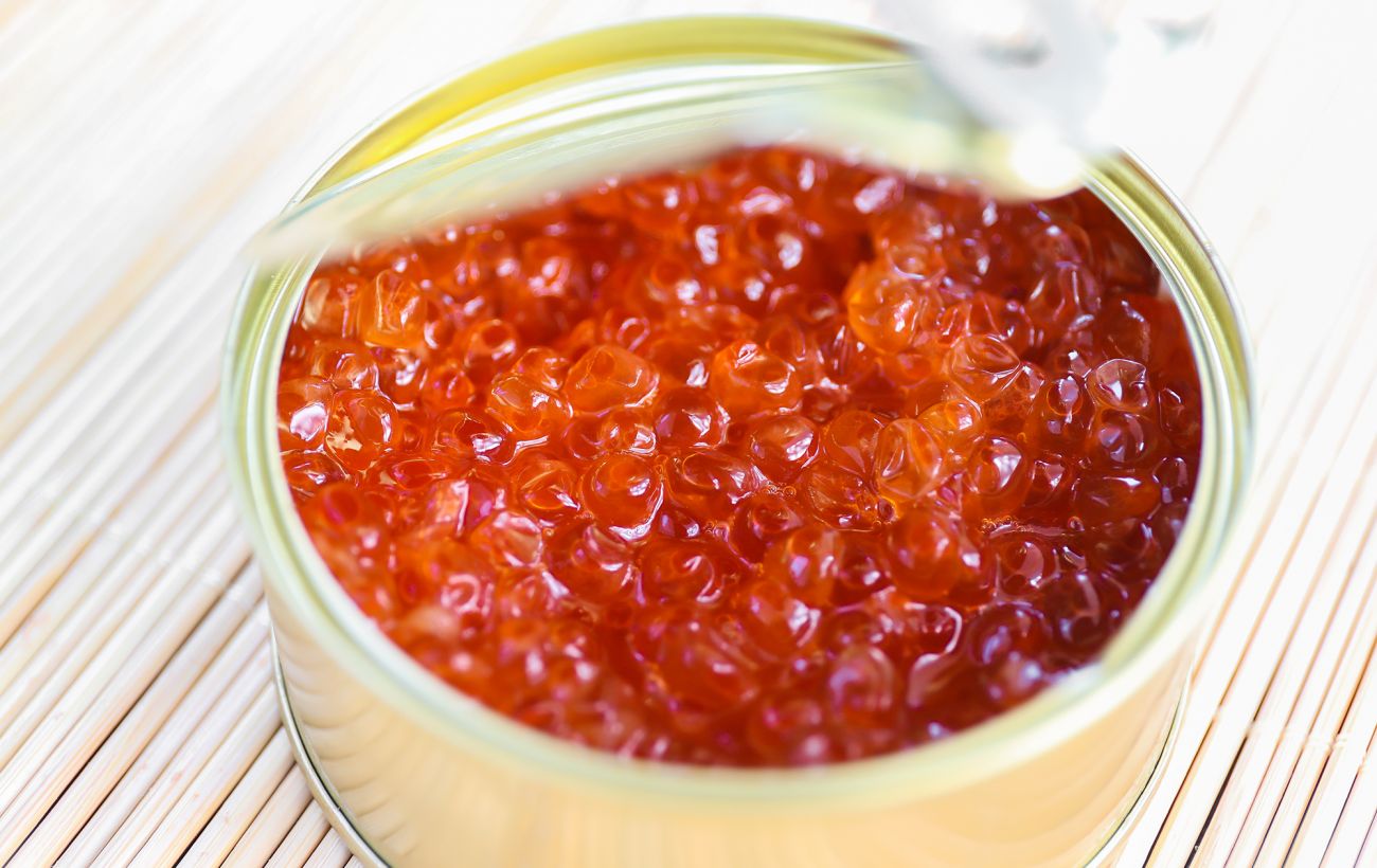 Зображення новини: Скільки насправді можна зберігати відкриту банку ікри: помилка, яку роблять майже всі