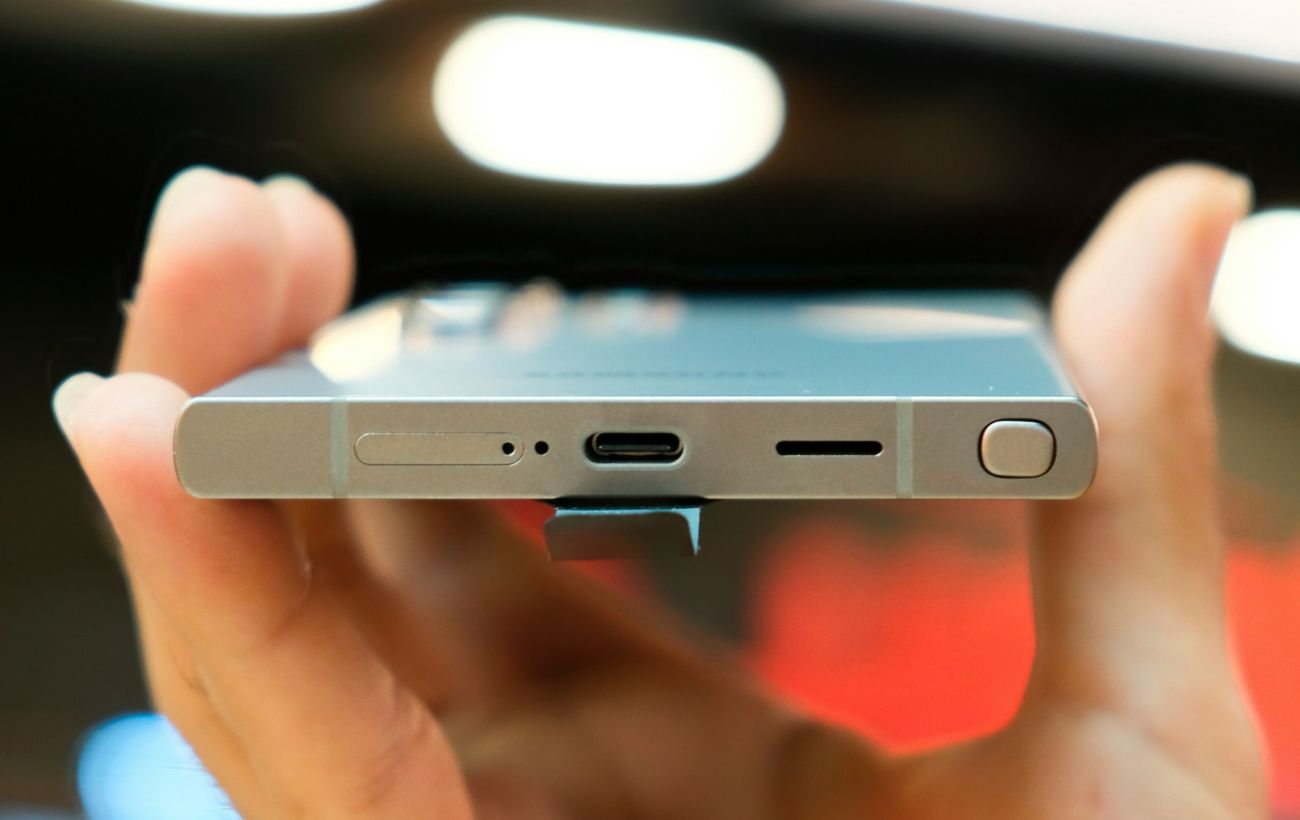 Зображення новини: Samsung тестує батарею на 20 000 мАг для смартфонів, але є нюанс