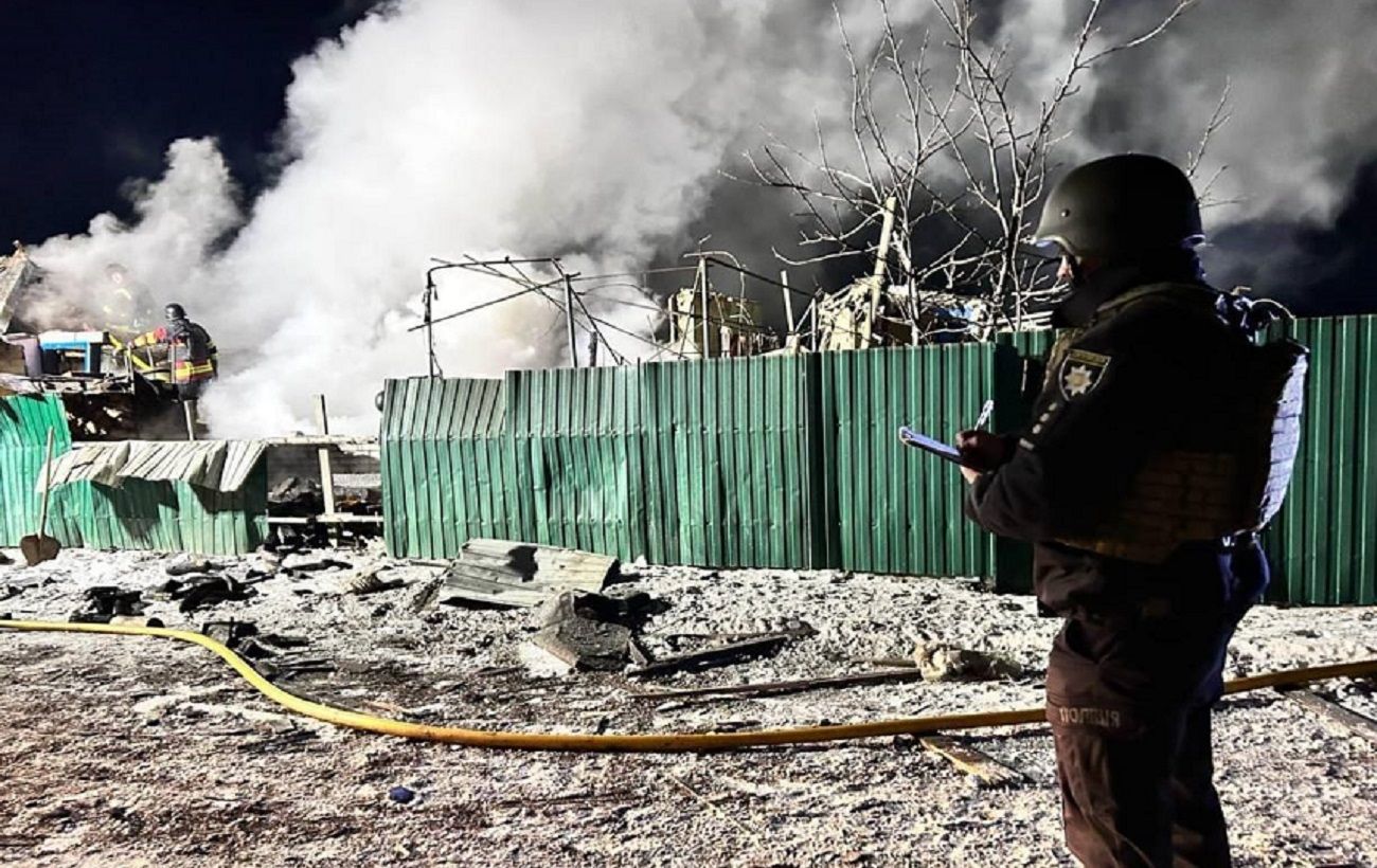 Зображення новини: Пошкоджено понад 10 будинків, є загиблий: наслідки атаки РФ по Київщині