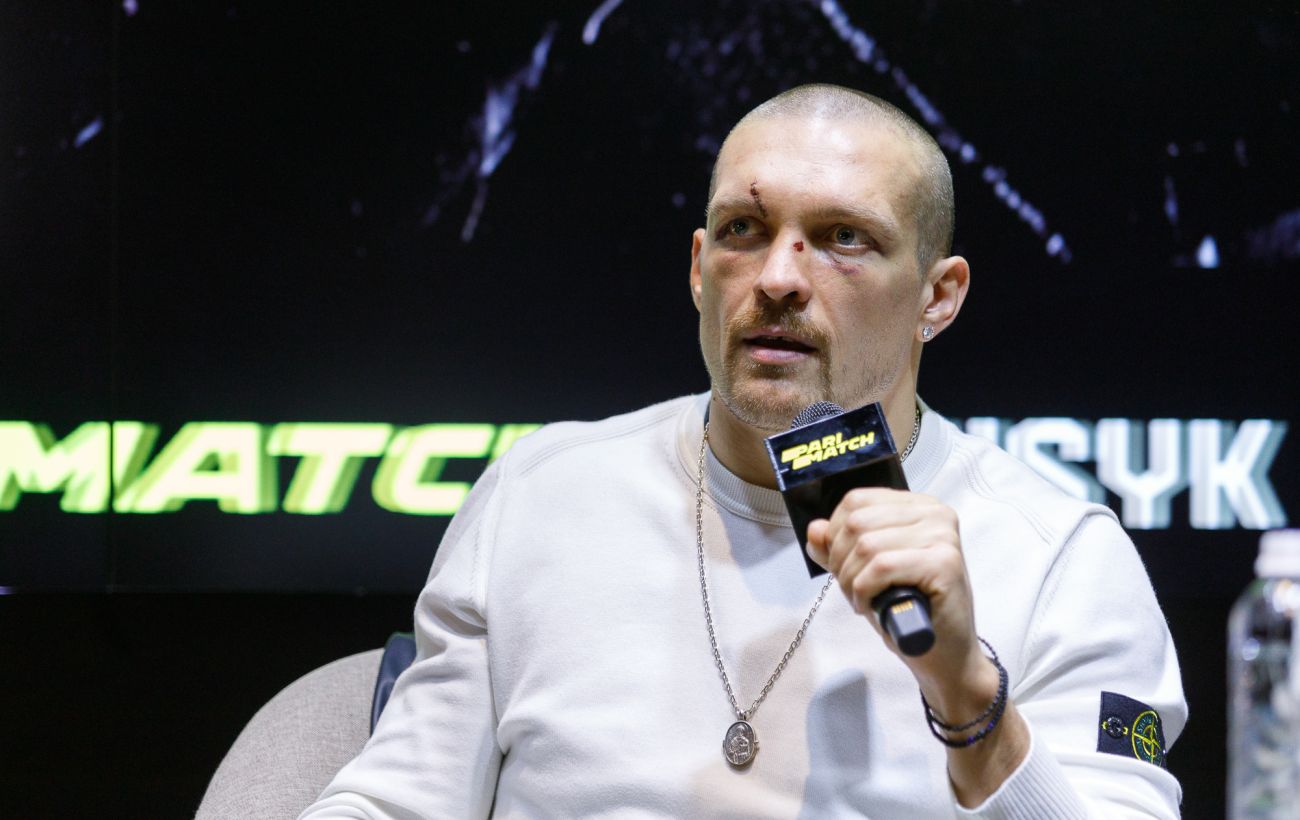 Зображення новини: Усик різко відповів на запитання про політику та назвав плани після боксу
