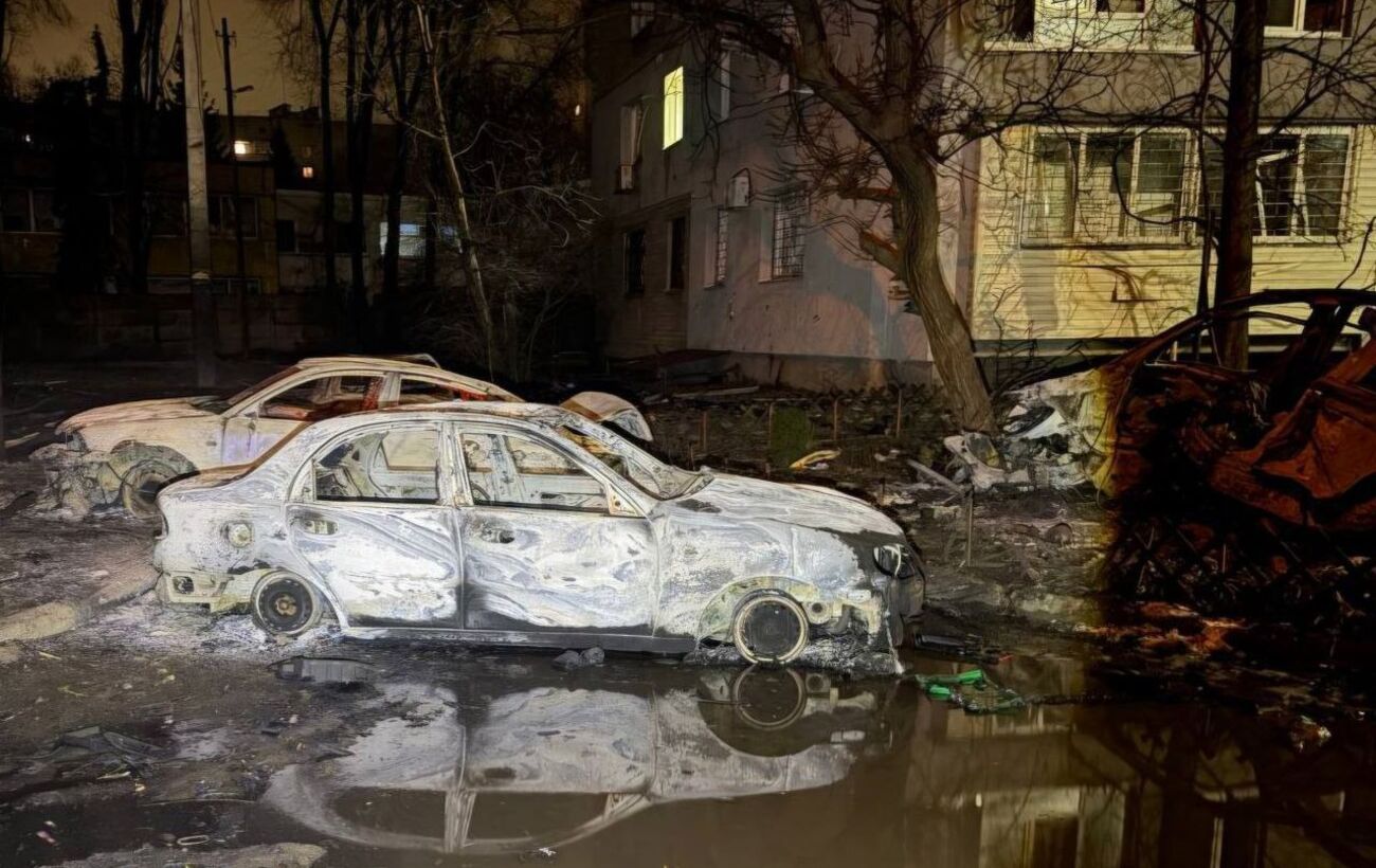 Зображення новини: Потрощені будинки, серед потерпілих - діти: що відомо про наслідки атаки по Дніпру