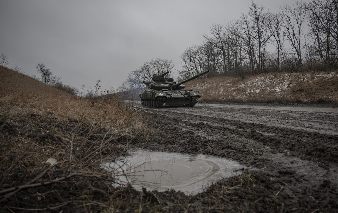 Зображення новини: Мінус 7 танків і 2 системи ППО: Генштаб ЗСУ оновив статистику щодо втрат ворога