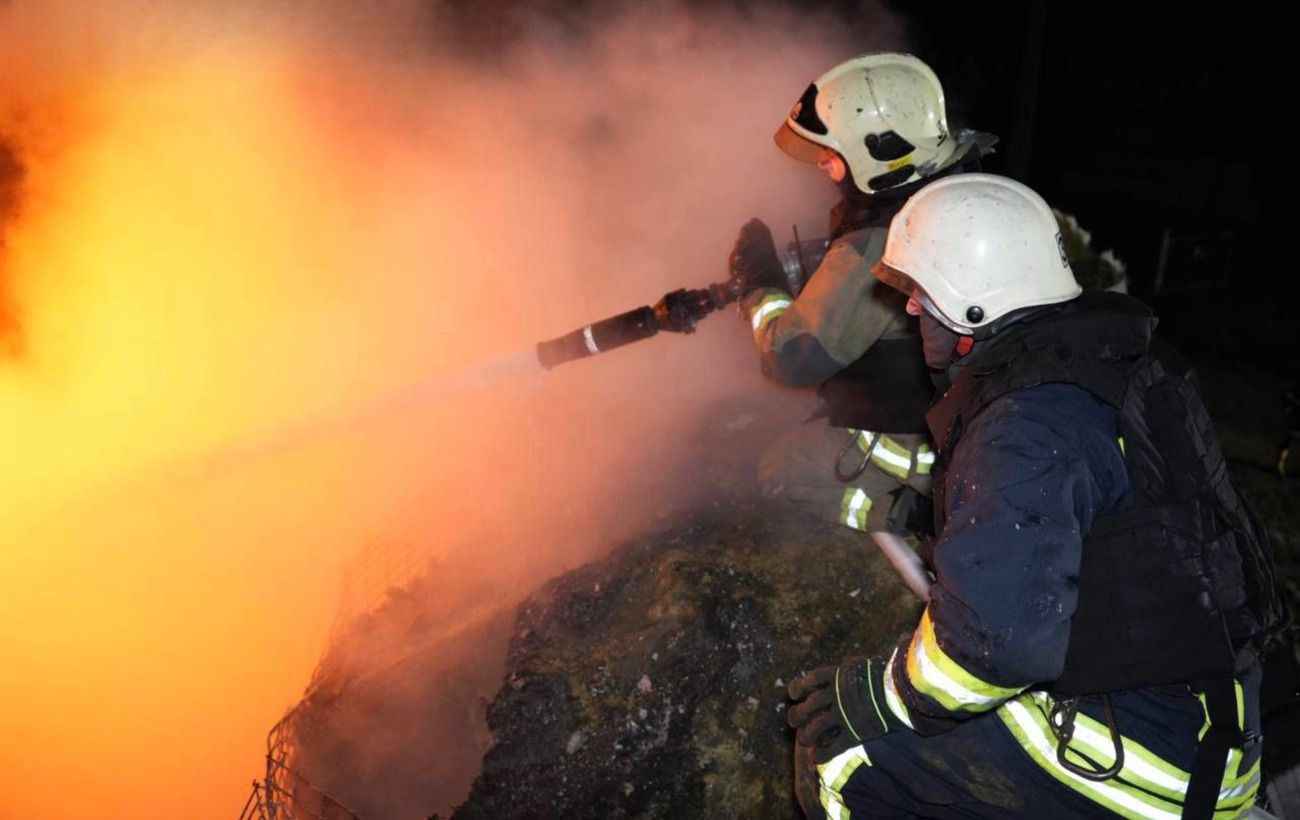 Зображення новини: Росіяни вночі вдарили по енергооб'єкту в Одеській області: є пошкодження