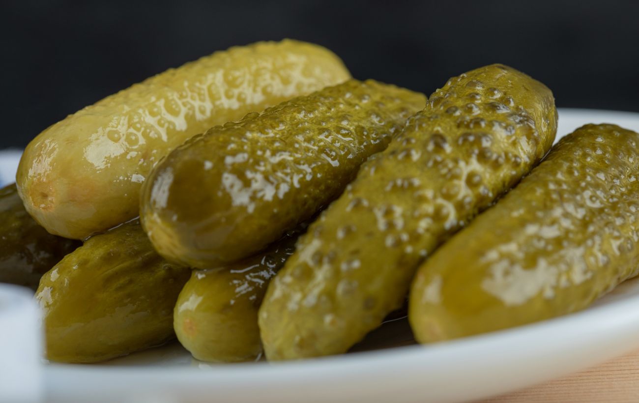 Зображення новини: Чи допомагають солоні огірки схуднути: пояснюємо простими словами