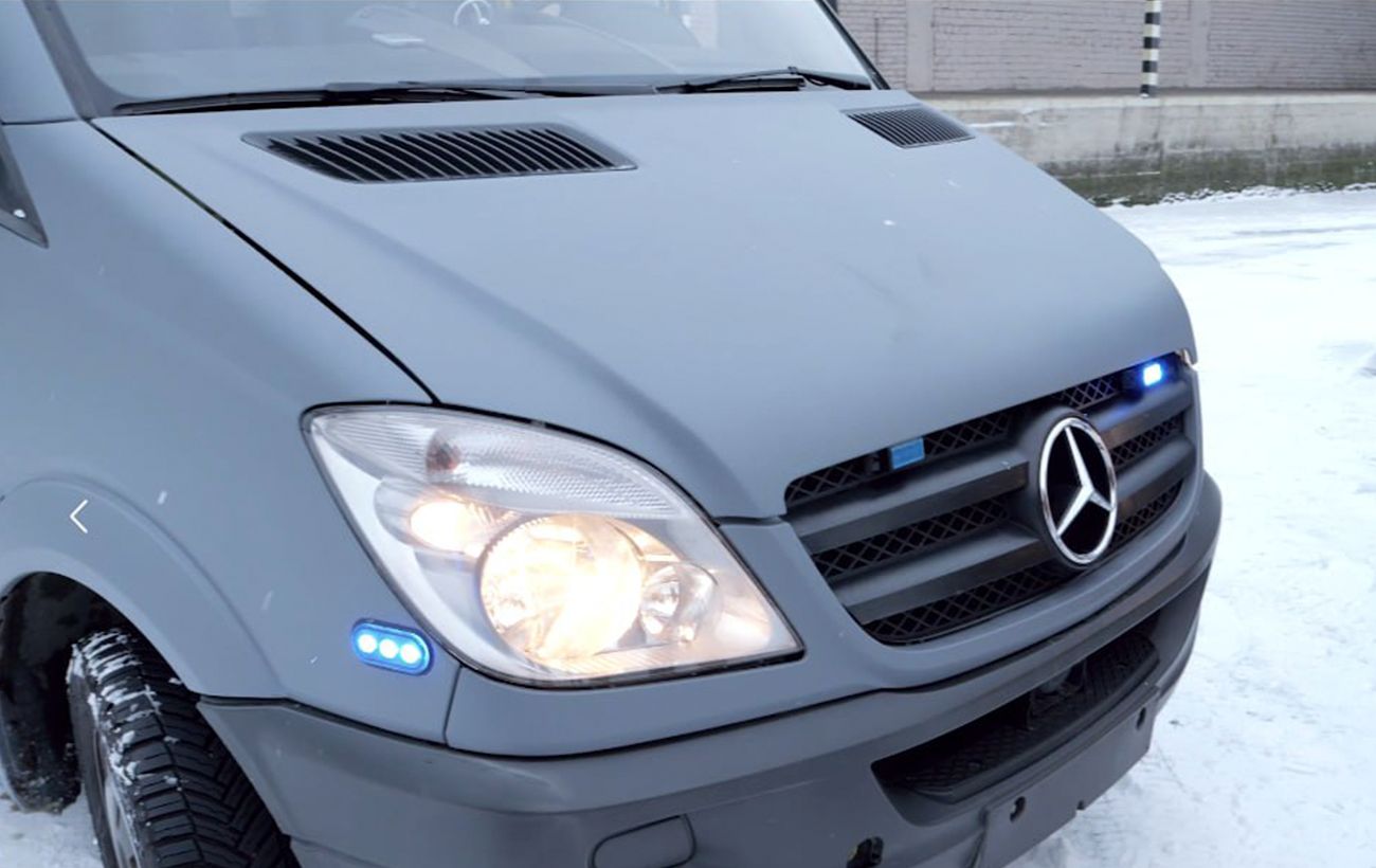 Зображення новини: Волонтери "Української команди" передали машину "швидкої" 20-му армійському корпусу