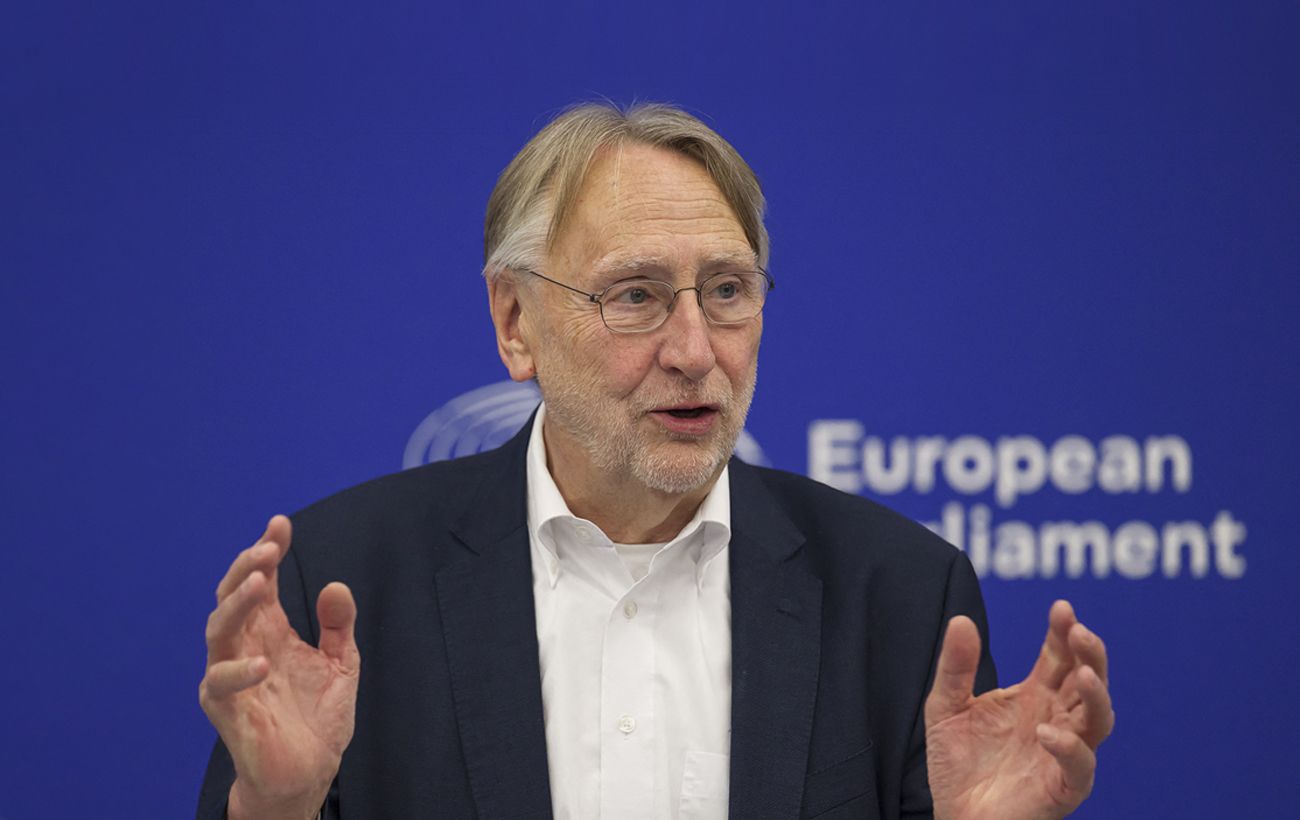 Зображення новини: Європарламент призупинив роботу над торговою угодою ЄС і США