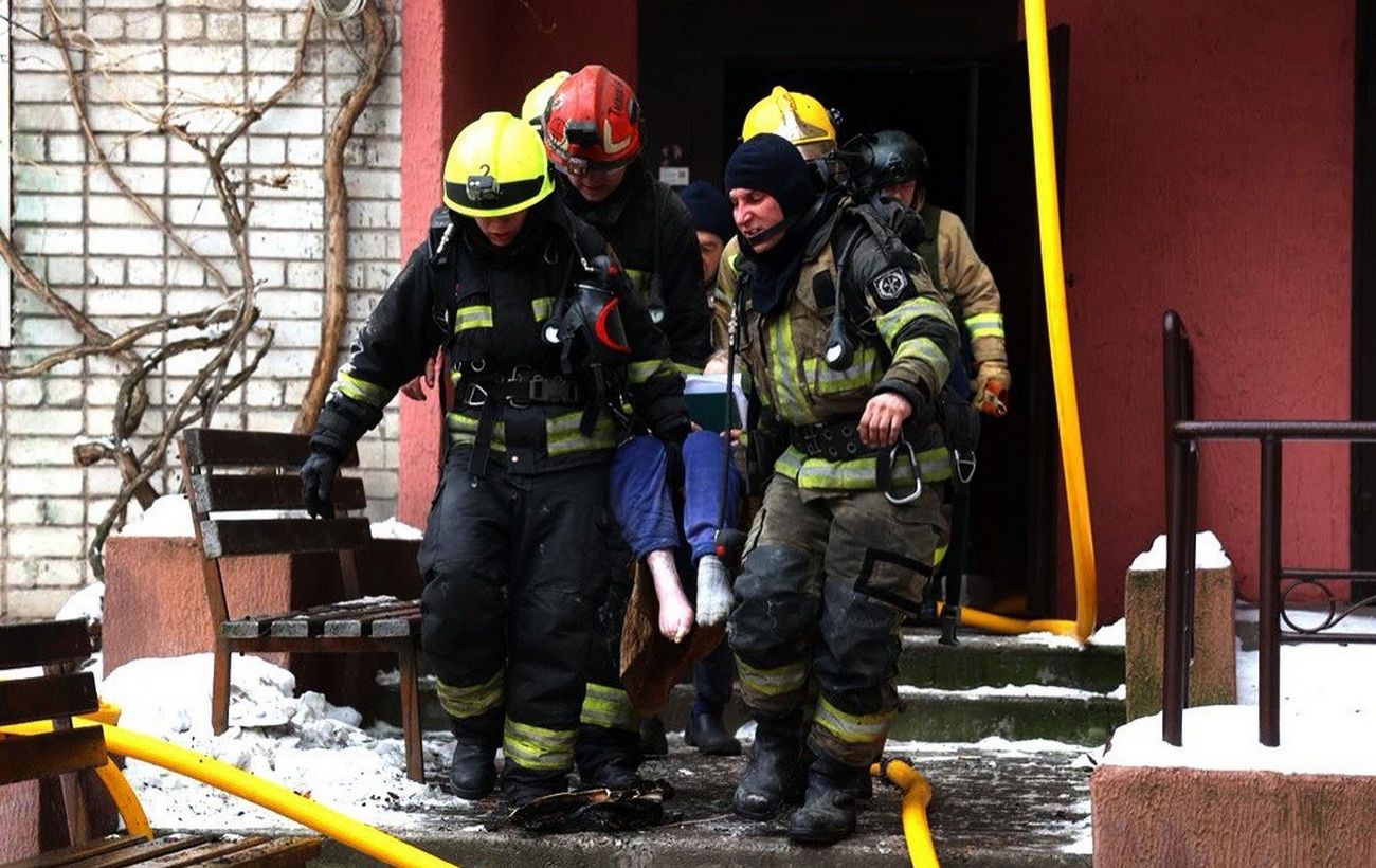 Зображення новини: Атака по Дніпру: частково зруйнована 16-поверхівка, багато постраждалих (фото)