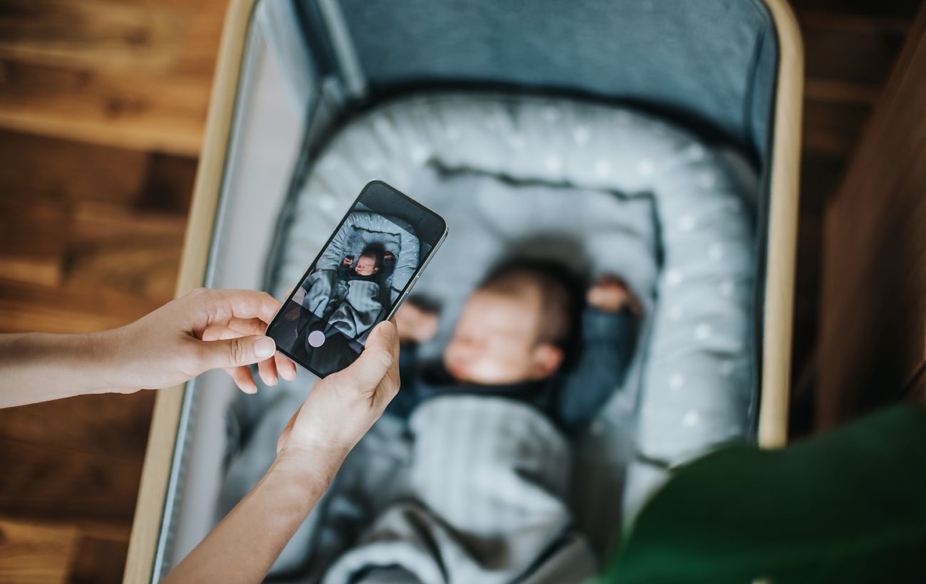 Зображення новини: Містика, забобони чи фізіологія? 5 причин, чому фотографувати сплячих - погана ідея