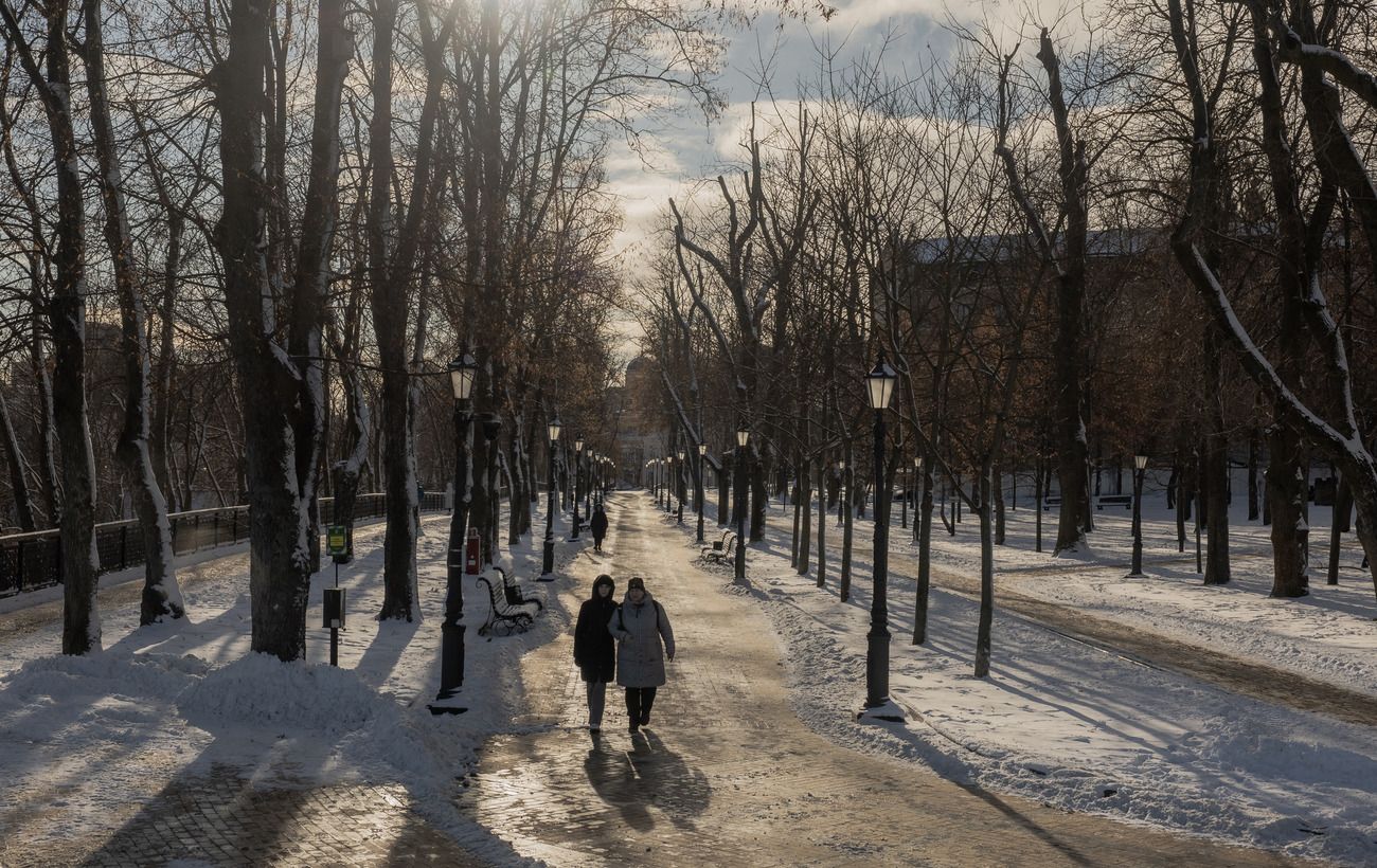 Зображення новини: Потеплішає, але місцями невеликий сніг: якою буде погода в Україні сьогодні