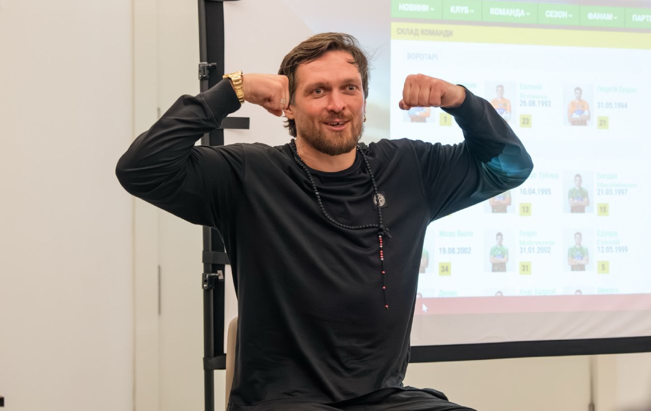 Зображення новини: Усик приєднався до "Полісся" на зборах у Іспанії (фото)