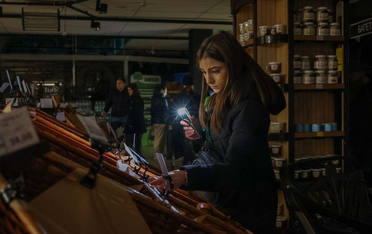 Зображення новини: До 20 годин без світла: на Чернігівщині діють жорсткі графіки відключень