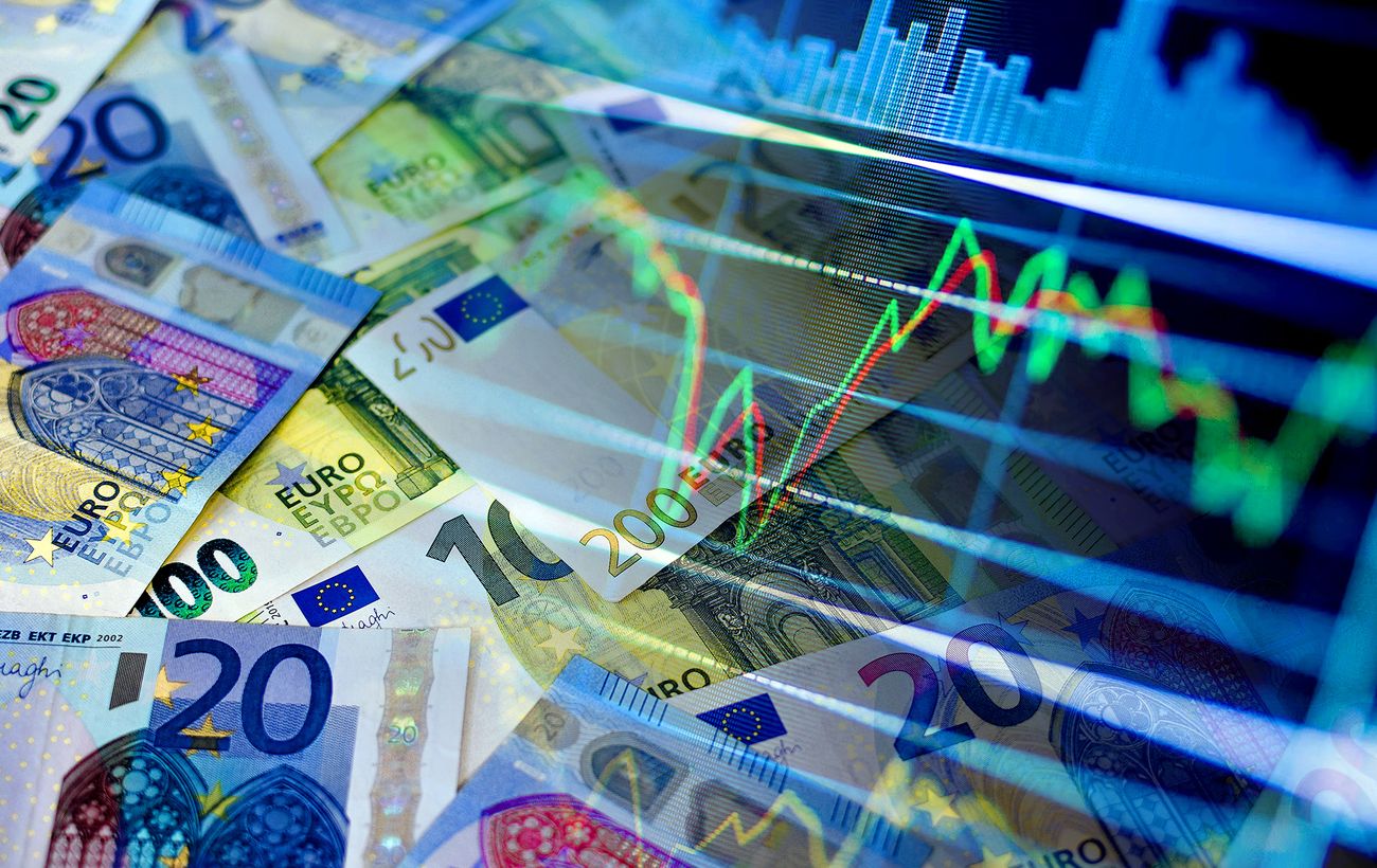 Зображення новини: Офіційний курс євро стабілізувався. Яка динаміка долара