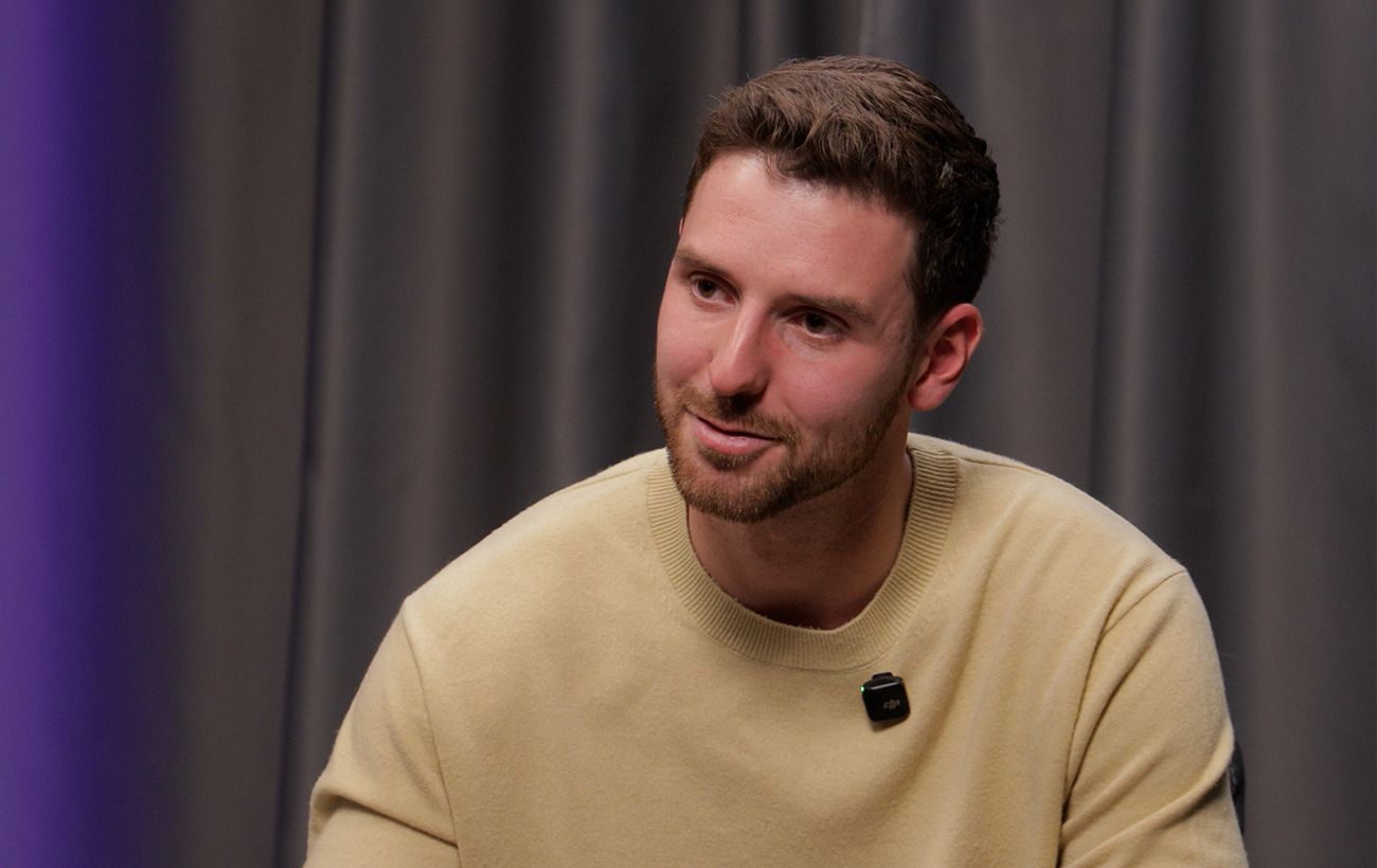 Зображення новини: Павло Текучев дав інтерв'ю про конкуренцію з Цимбалюком, заробітки акторів, втрату мами