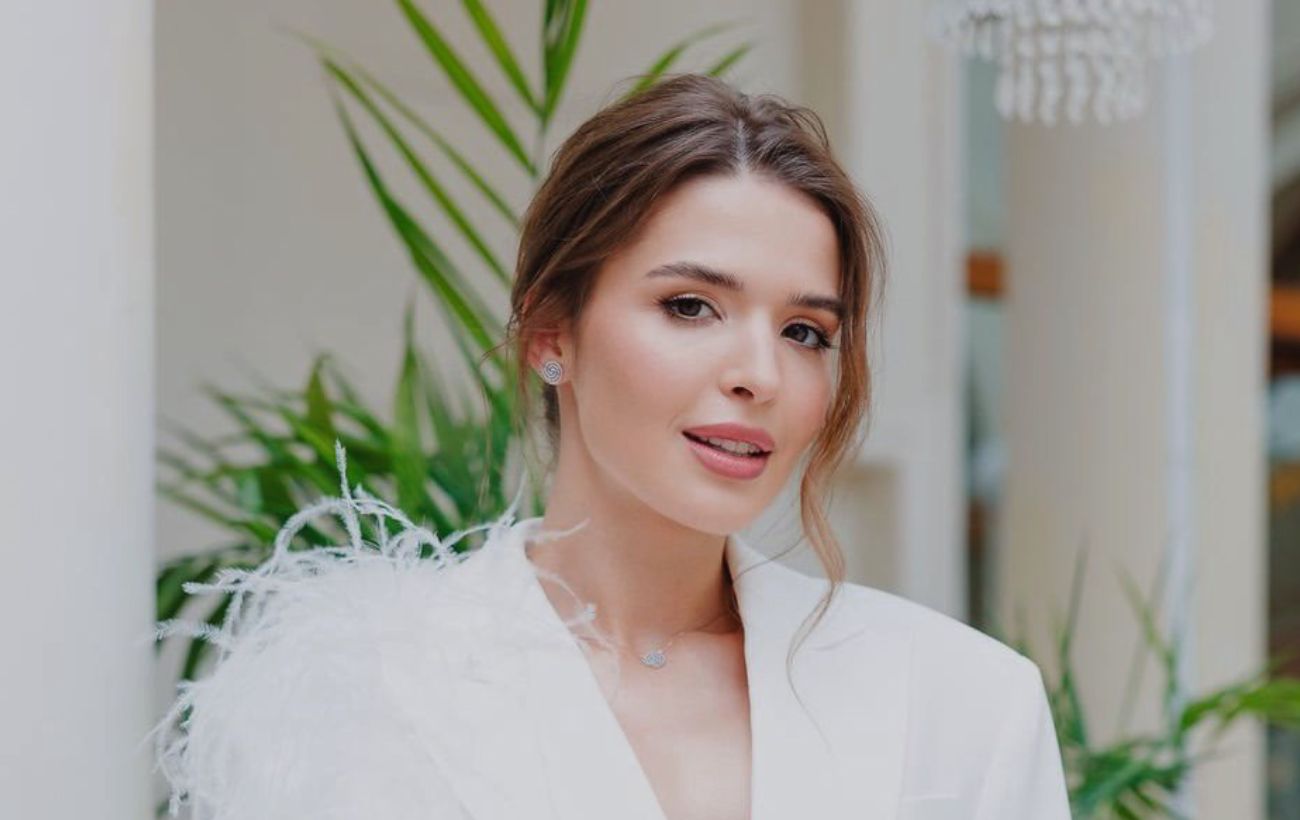 Зображення новини: Ірочка з "Холостяка" показала стильний casual-образ із широкими джинсами