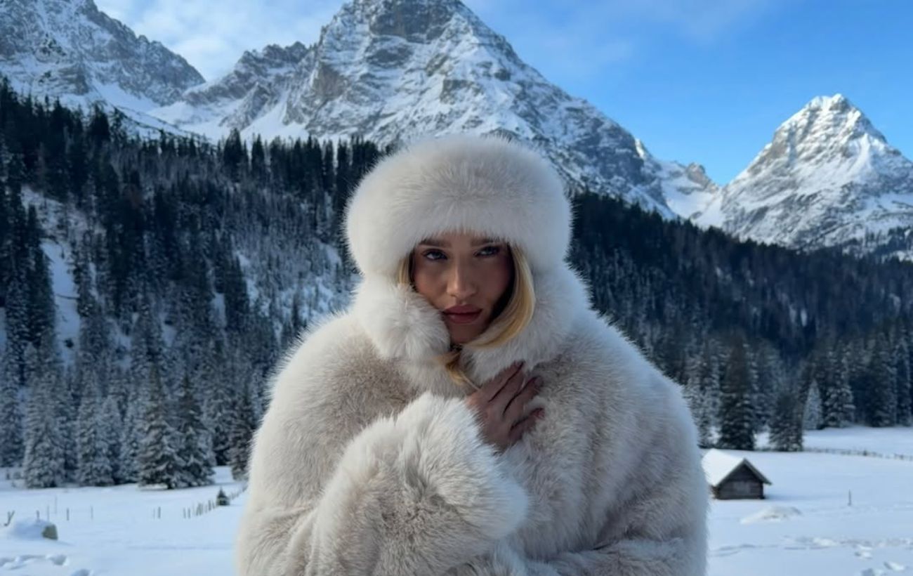 Зображення новини: Зимовий стиль дружини Стейтема: як вона носить шуби та екошкіру