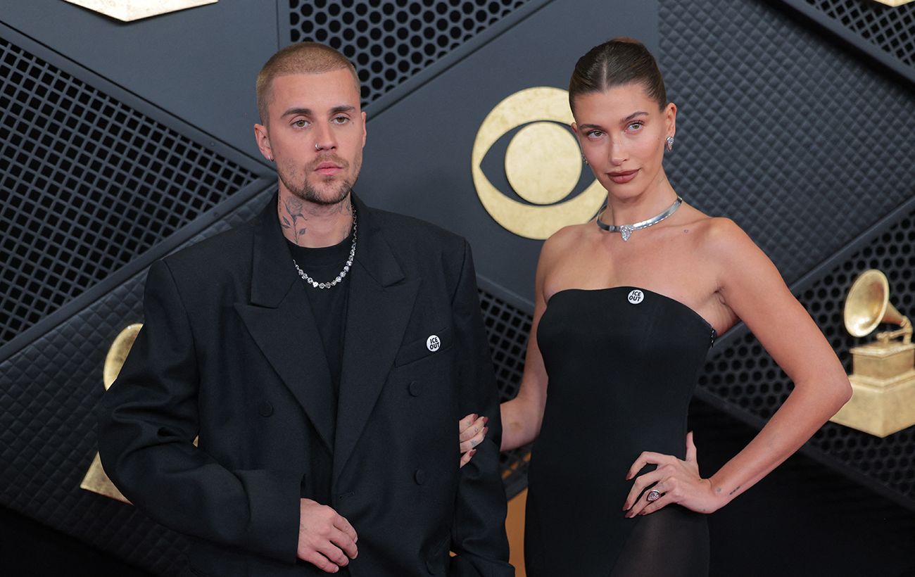 Зображення новини: Джастін Бібер лише у шкарпетках та боксерах феєрично повернувся на сцену "Греммі" (відео)