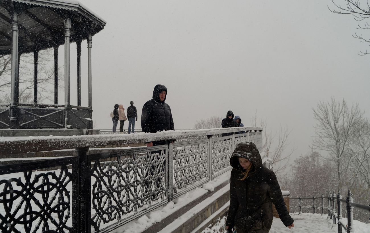 Зображення новини: "Ще два дні потерпіти": Україну накриють морози до -30, але потепління буде коротким