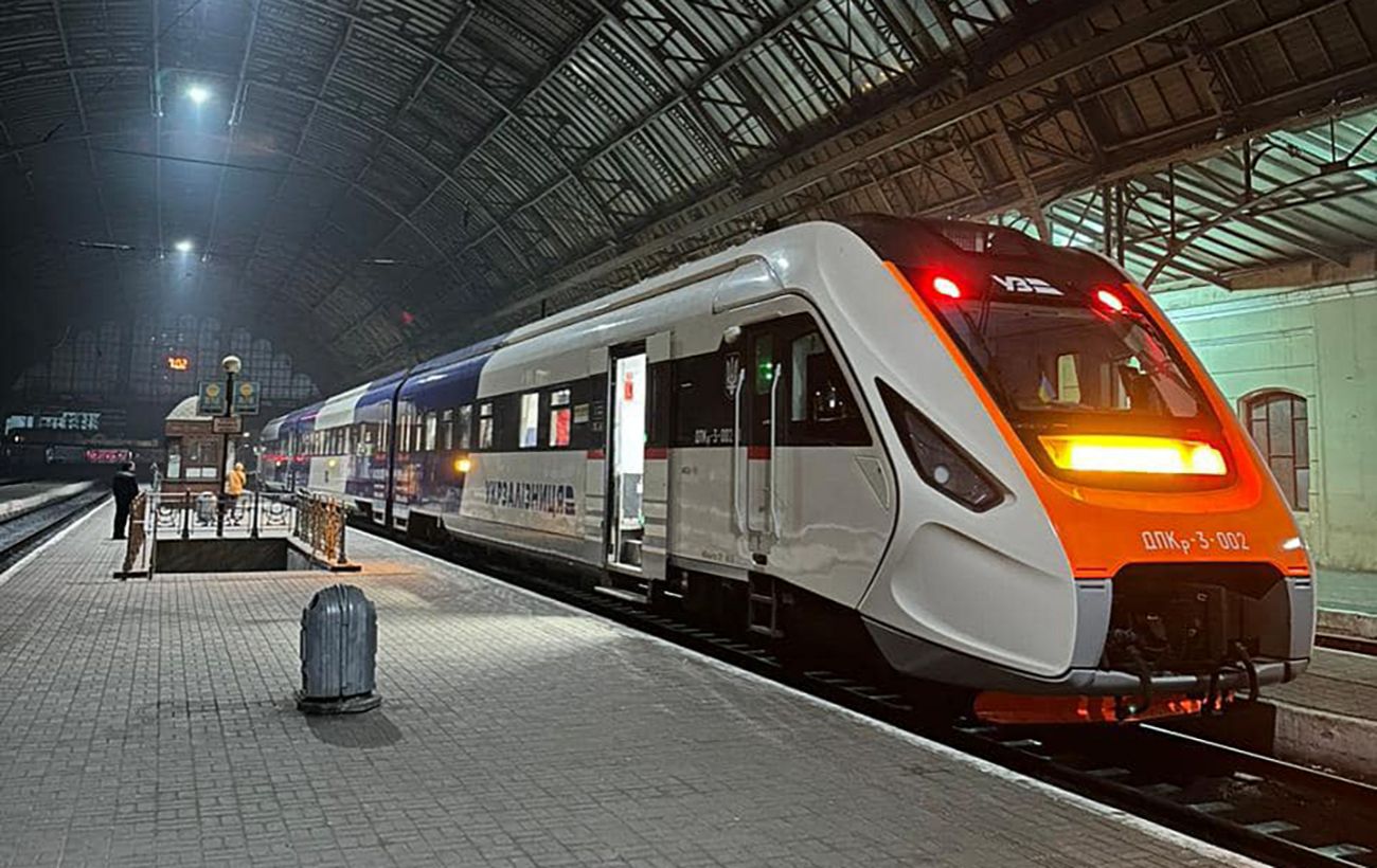 Зображення новини: "Укрзалізниця" змінює графіки курсування поїздів на 5 лютого