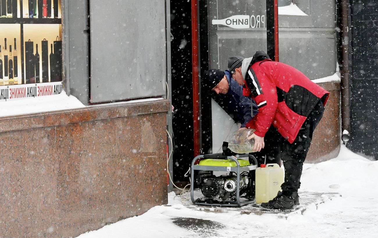 Зображення новини: Місце, заправка та "відпочинок": як безпечно використовувати генератор і зберігати пальне