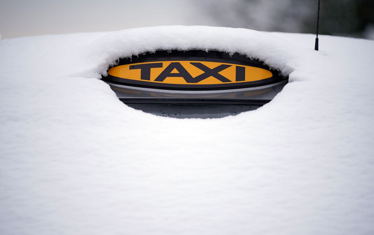 Зображення новини: Майже 3000 гривень за поїздку: у Києві через негоду злетіли ціни на таксі