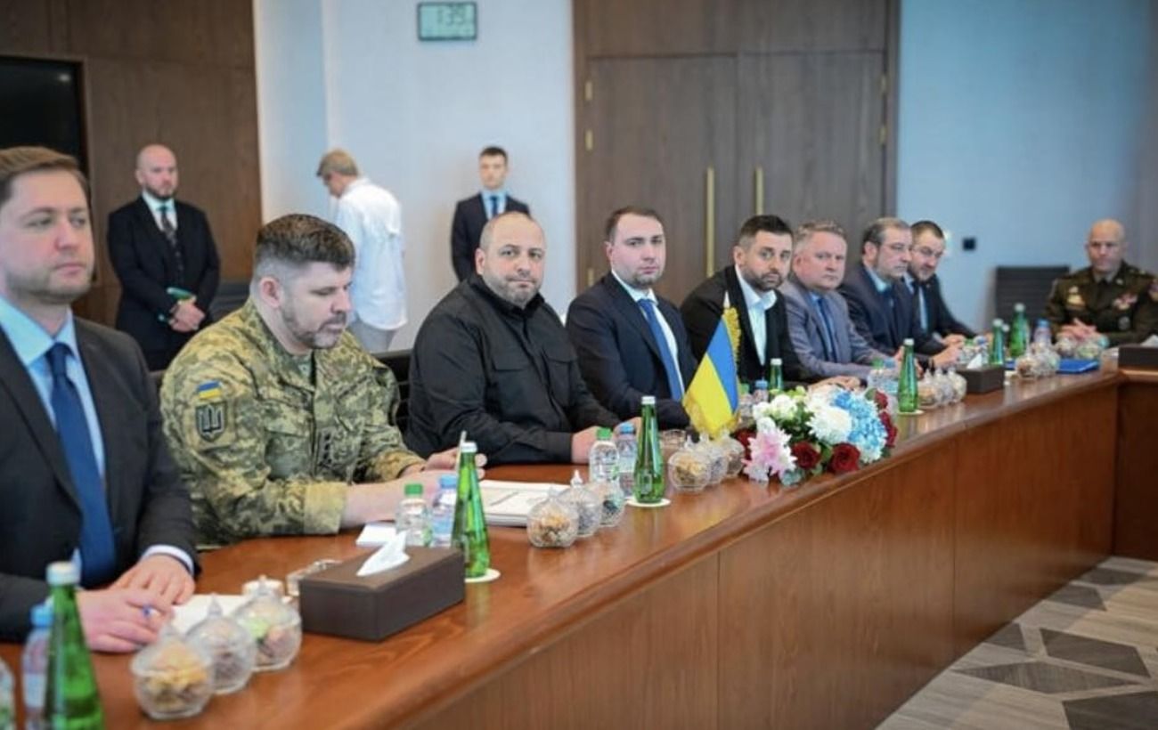 Зображення новини: "Є просування". РБК-Україна дізналось нові деталі переговорів в Абу-Дабі