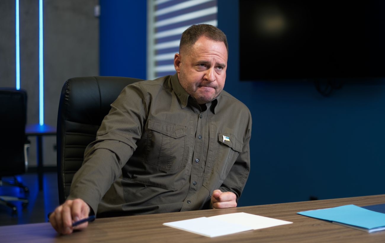 Зображення новини: Журналісти розкрили, чим займається Єрмак у Києві після відставки