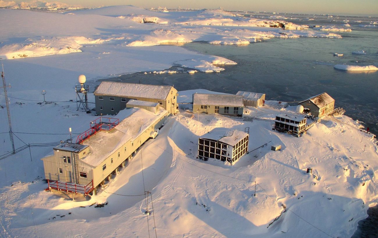 Зображення новини: "Вернадський 2.0" та база в Арктиці: якою буде полярна програма України після війни