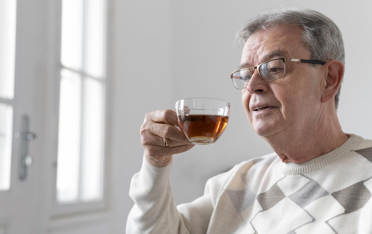 Зображення новини: Лише одна чашка на день: сорт чаю, який "вимітає" холестерин і нормалізує тиск