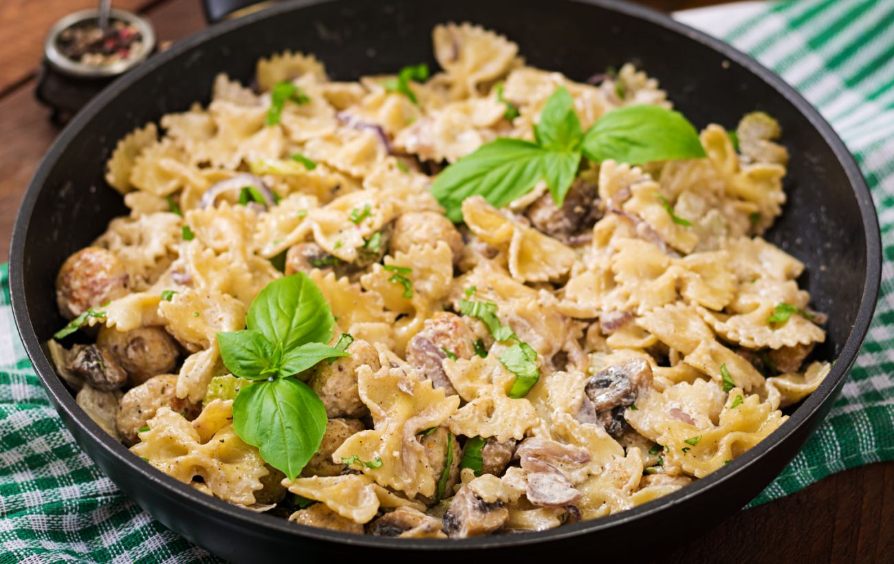 Зображення новини: Ніжна паста "як у ресторані", але в рази дешевше: не встигає навіть охолонути