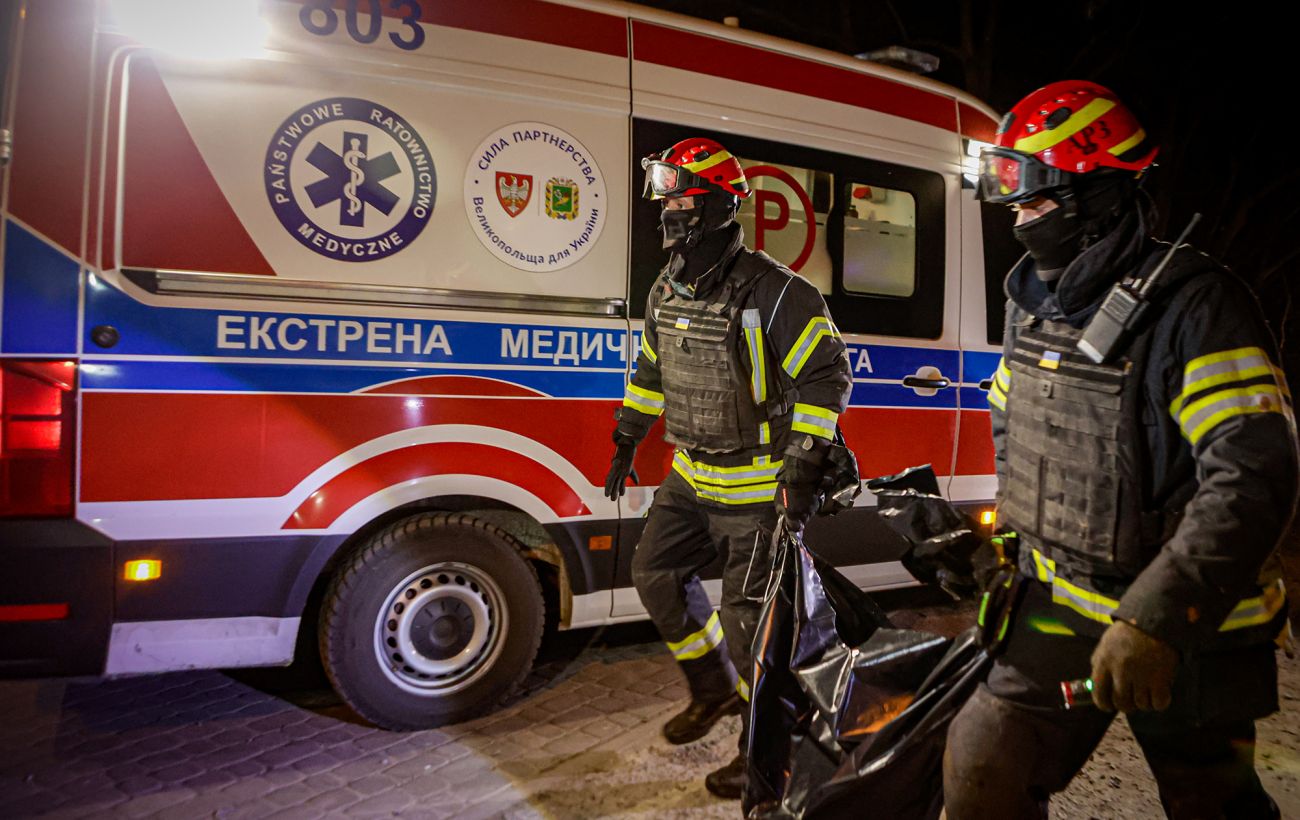 Зображення новини: Нічний обстріл Херсона: росіяни вдарили з РСЗВ по житлових кварталах, є поранені