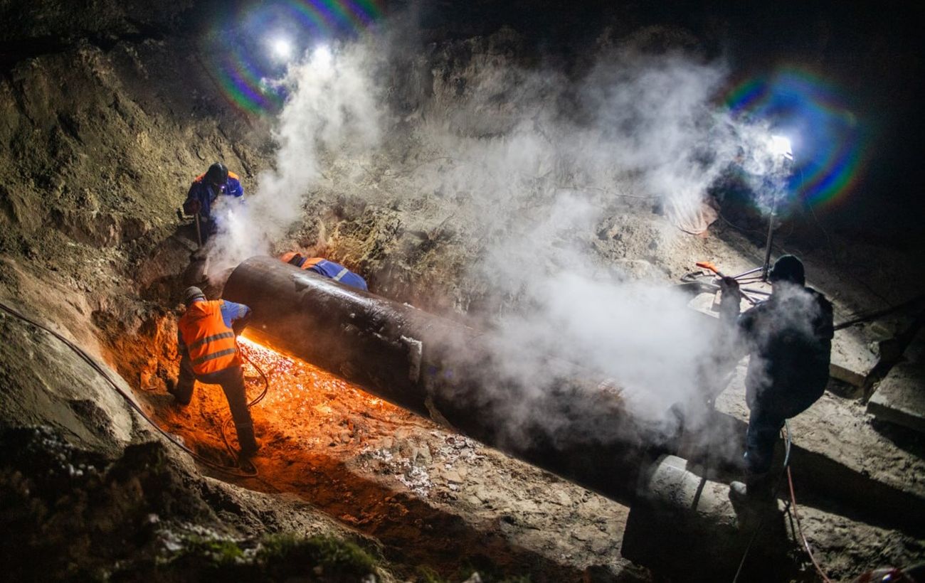 Зображення новини: Кличко розкрив суми премій для комунальників, які відновлюють Київ після атак