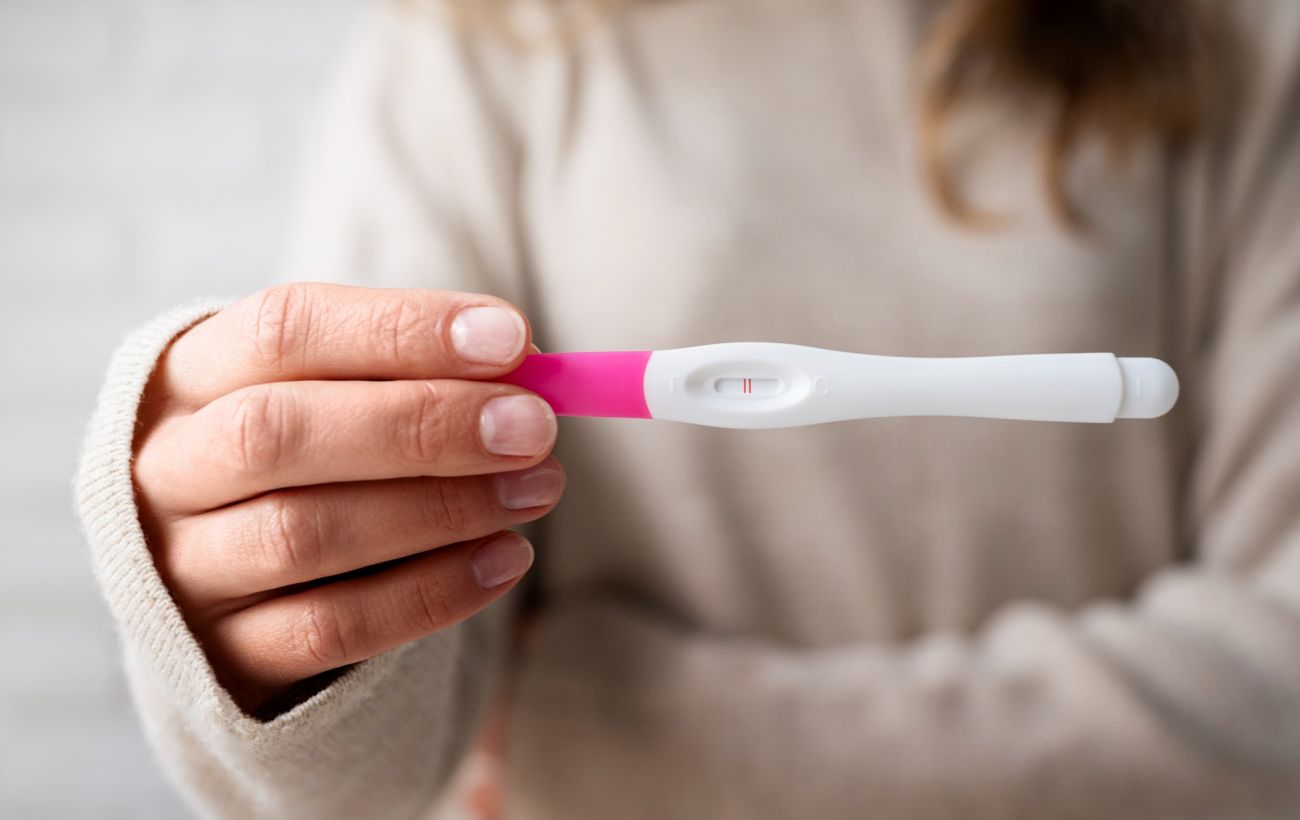 Зображення новини: Вагітність у 14 - генетична катастрофа? Гінеколог - про реальні загрози для підлітків