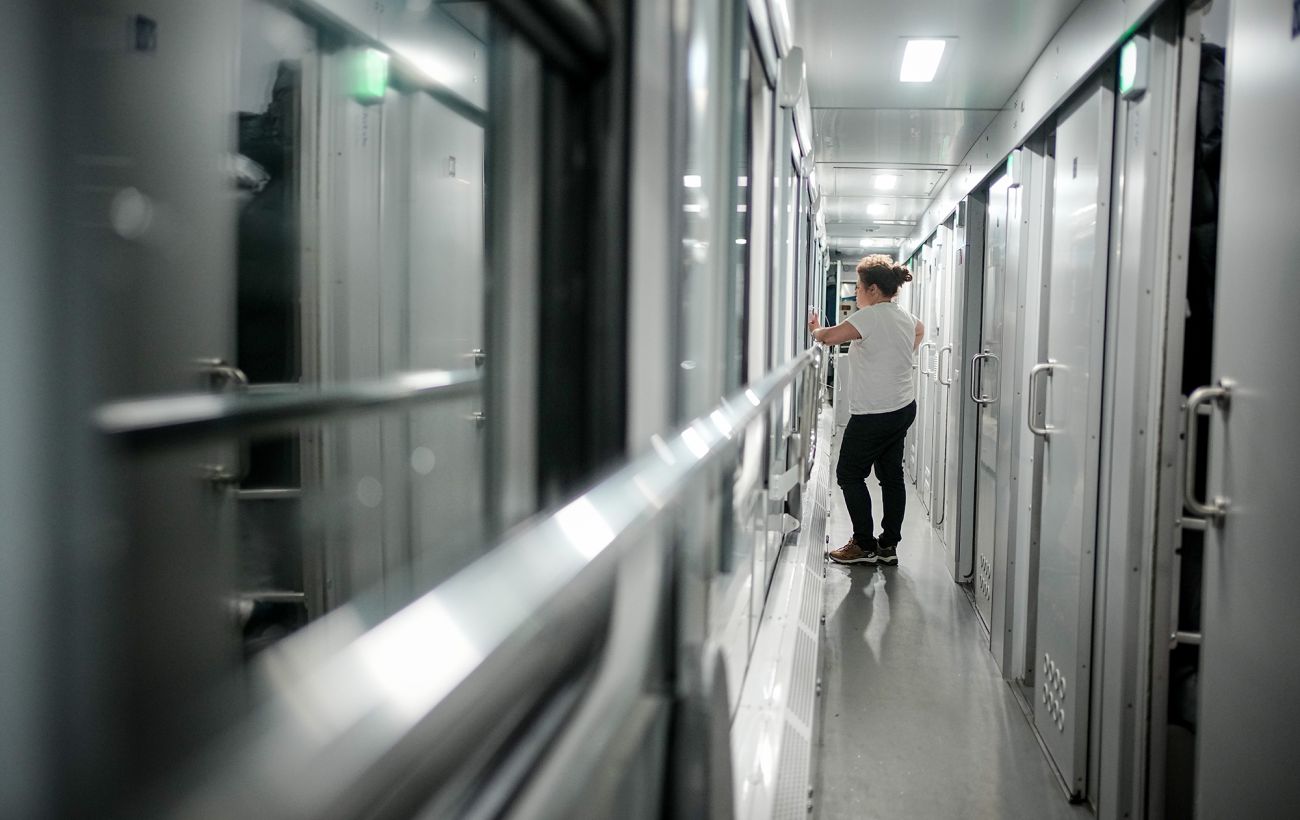 Зображення новини: Маршрути потягів на Сумщині змінили через обстріли: як доїхати до Харкова та Києва