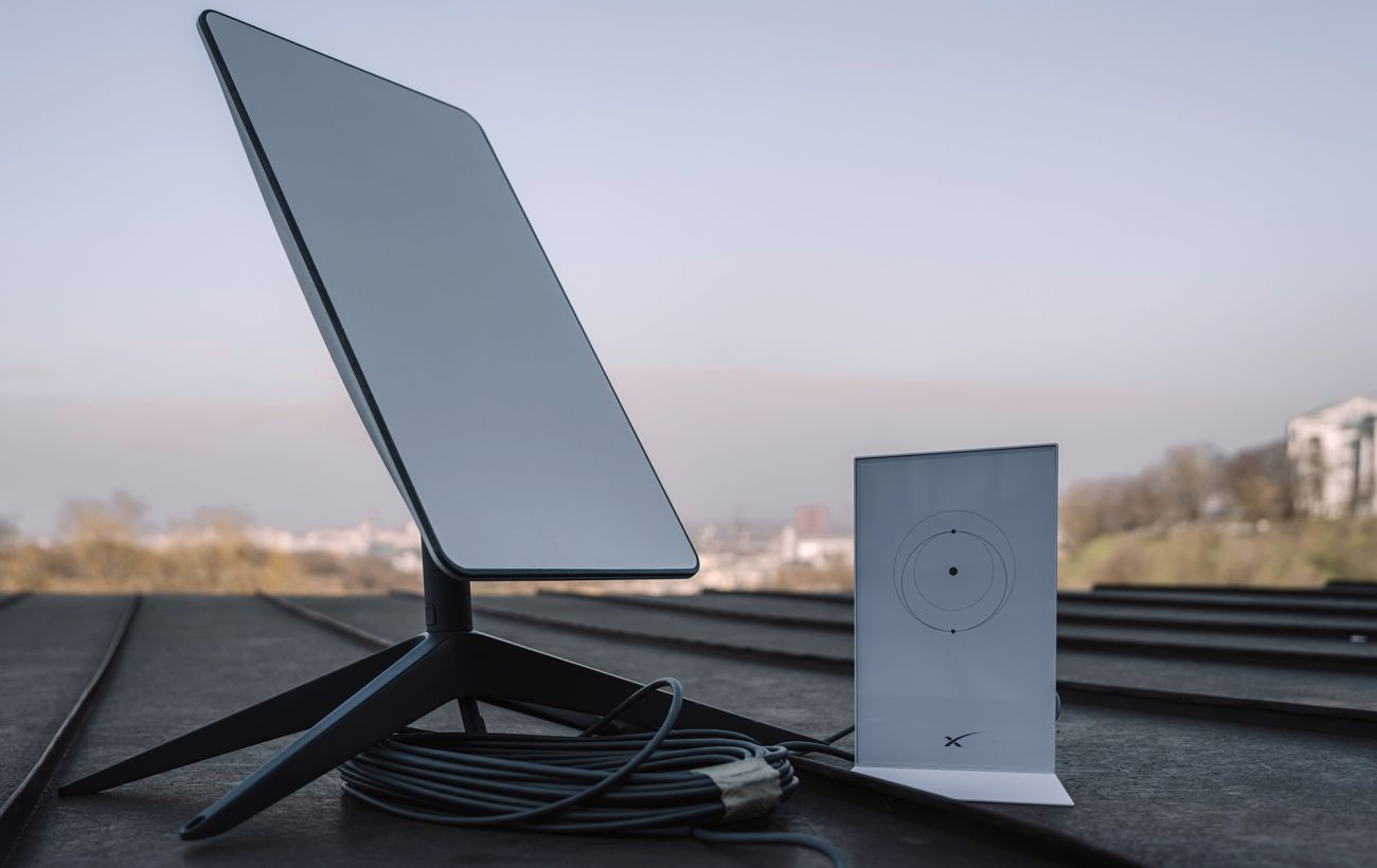 Зображення новини: Пастка з чужими Starlink. Як не отримати довічне за "просту послугу": порада СБУ