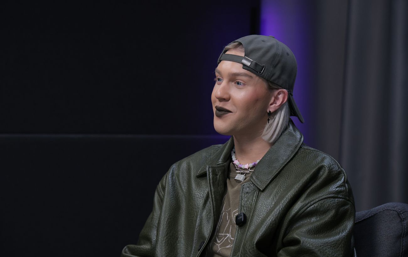 Зображення новини: Відомий б'юті блогер чесно відповів, чи готовий піти на фронт