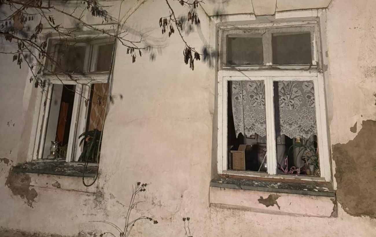Зображення новини: В Одесі тривога лунала майже всю ніч: у будинках та закладах освіти вибиті вікна (фото)