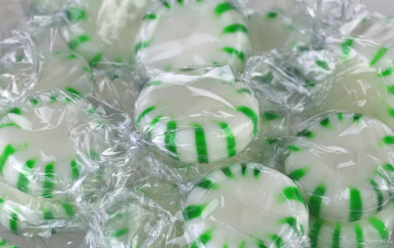 Зображення новини: М'ятні цукерки можуть нашкодити: кому не можна їх їсти