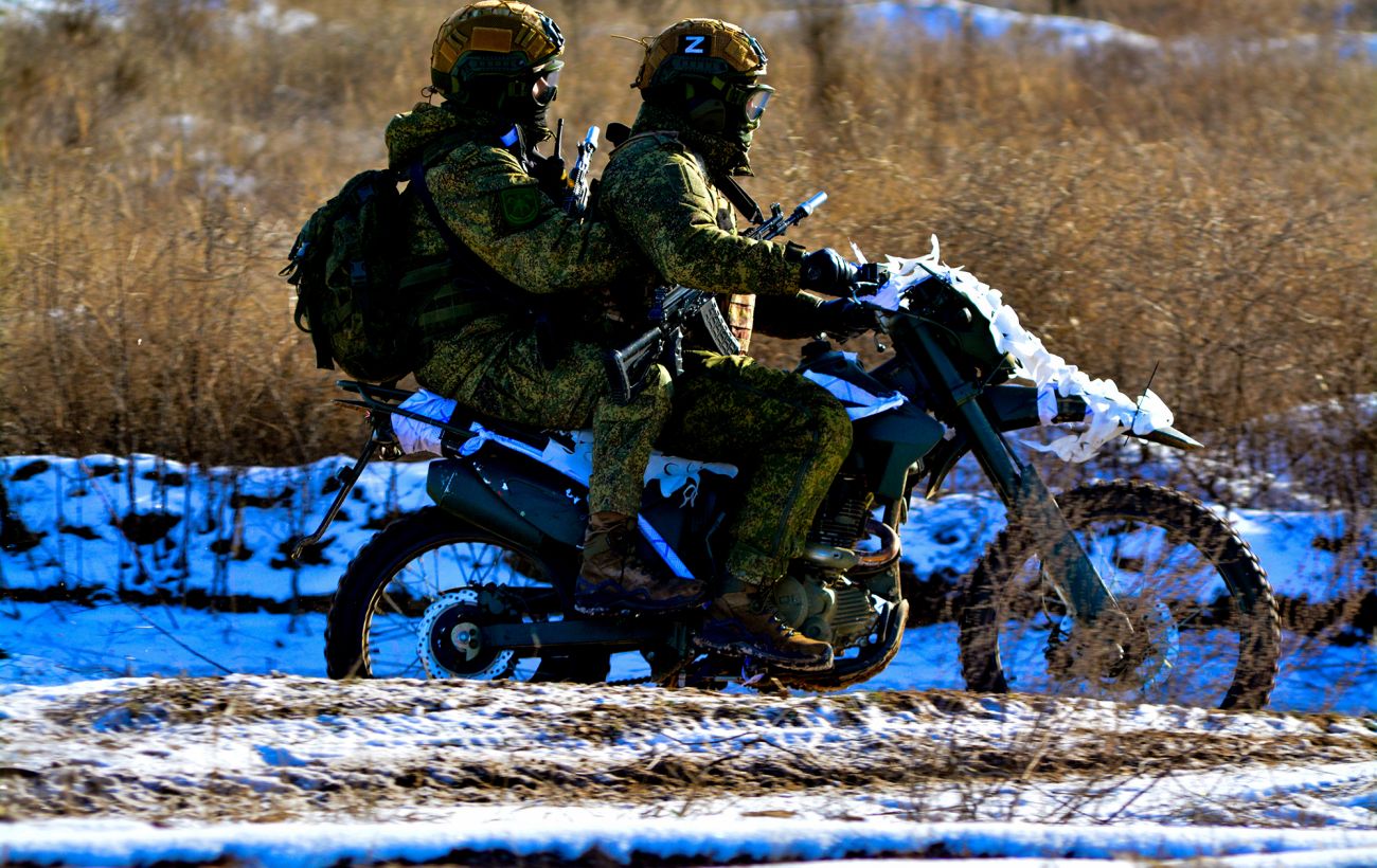 Зображення новини: РФ хоче взяти Мирноград у "кліщі": яку тактику застосовують окупанти (відео)