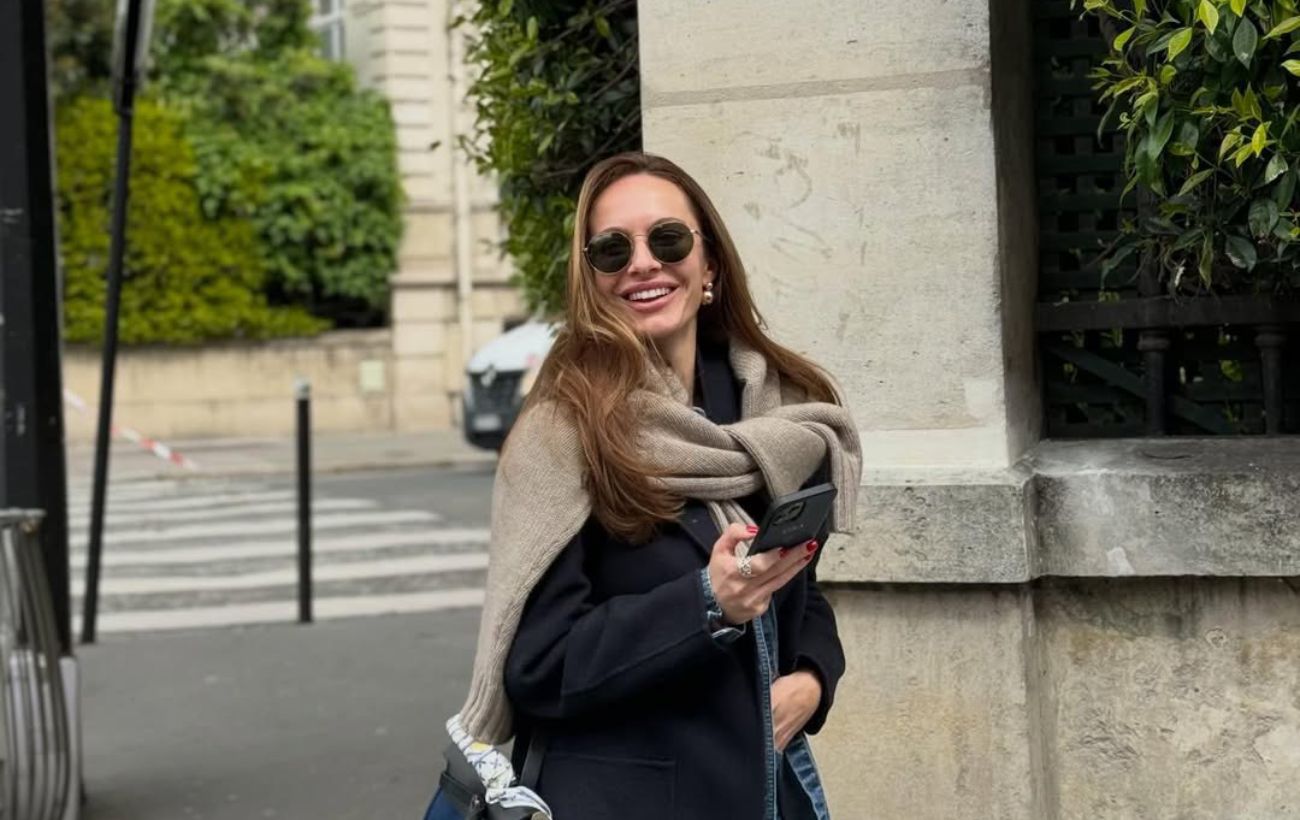 Зображення новини: Горняк показала багатошаровий "лук" із пальтом і светром: повторіть цей тренд