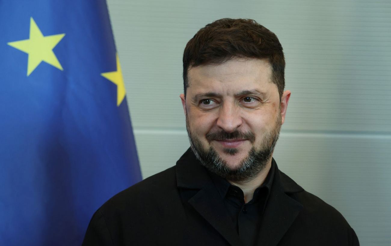 Зображення новини: "Усі ракети долетіли до цілі": Зеленський про удари "Фламінго" по заводу "Іскандерів"