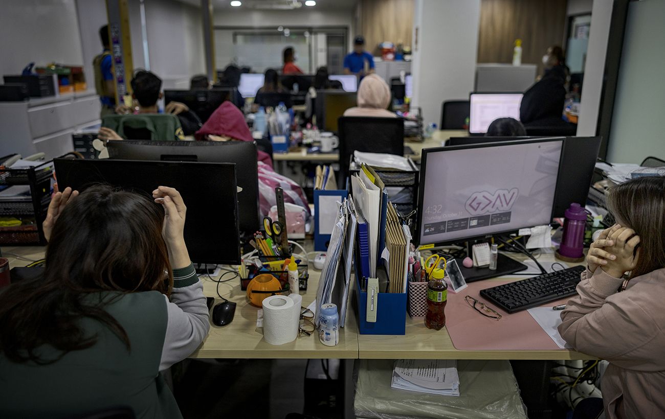 Зображення новини: Обіцяли золоті гори, а забирали останнє: в Україні накрили гігантську мережу шахраїв