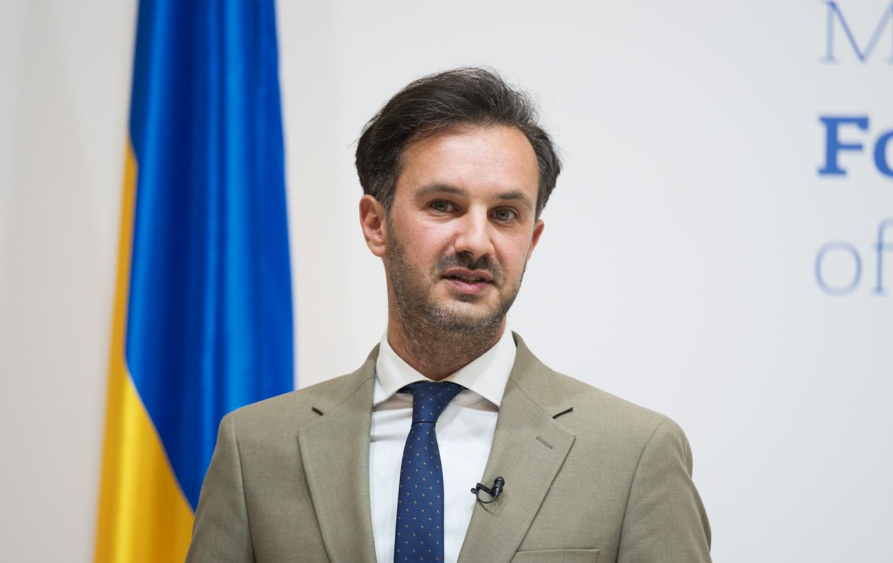 Зображення новини: "Другосортний" орден для міністра з Німеччини: в МЗС відповіли на скандал у ЗМІ