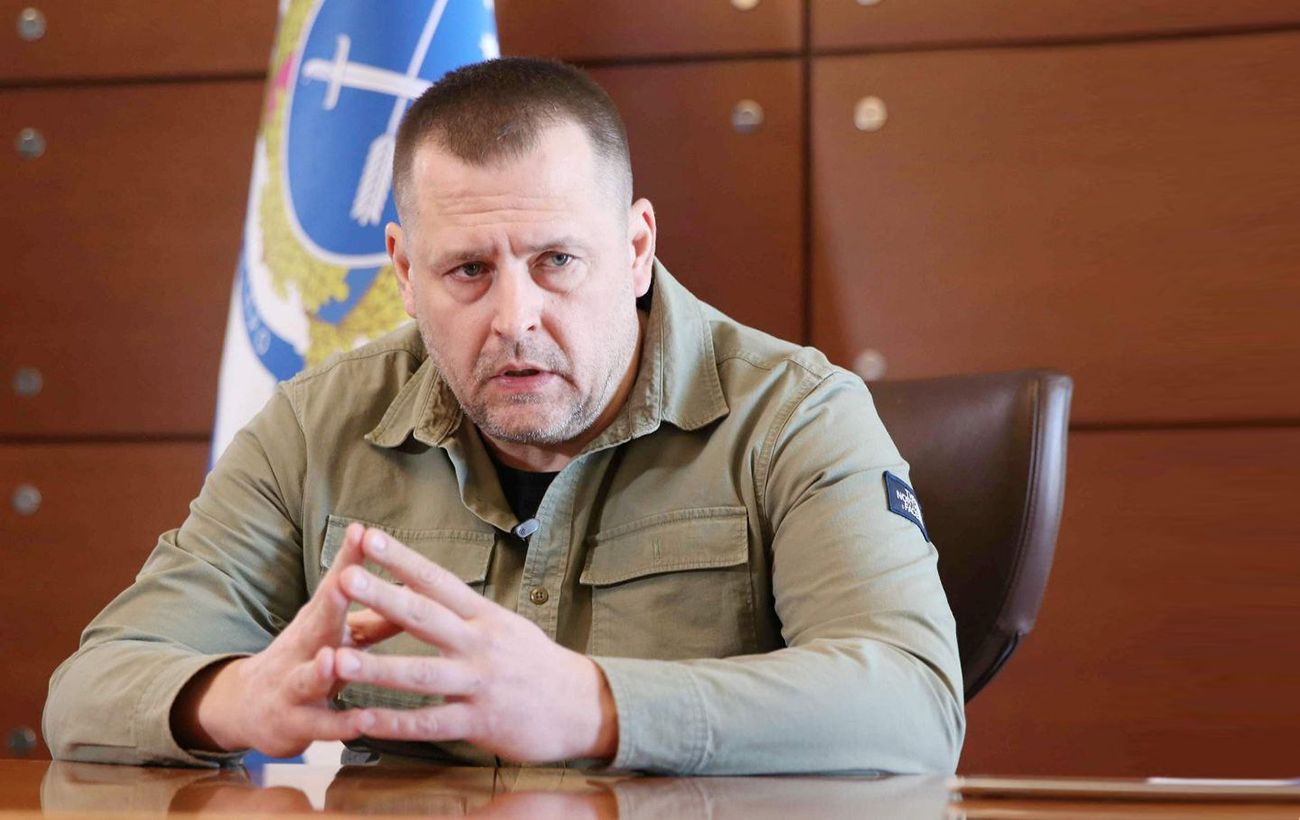 Зображення новини: Збитий "Шахед" впав за 10 метрів від будинку мера Дніпра (фото)