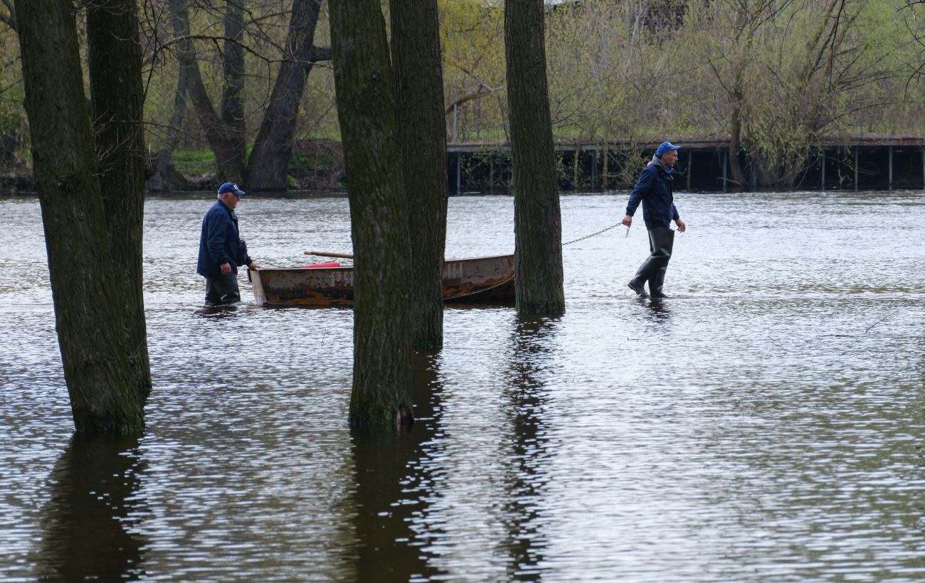 Зображення новини: Річки можуть вийти з берегів: яка погода буде в Україні завтра й де чекати опадів