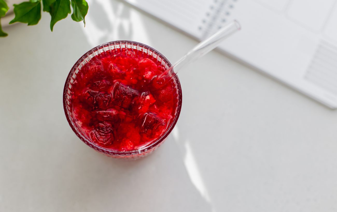 Зображення новини: Зупиніть пошуки: один дешевий напій, що замінить жінкам 40+ дорогі "еліксири"