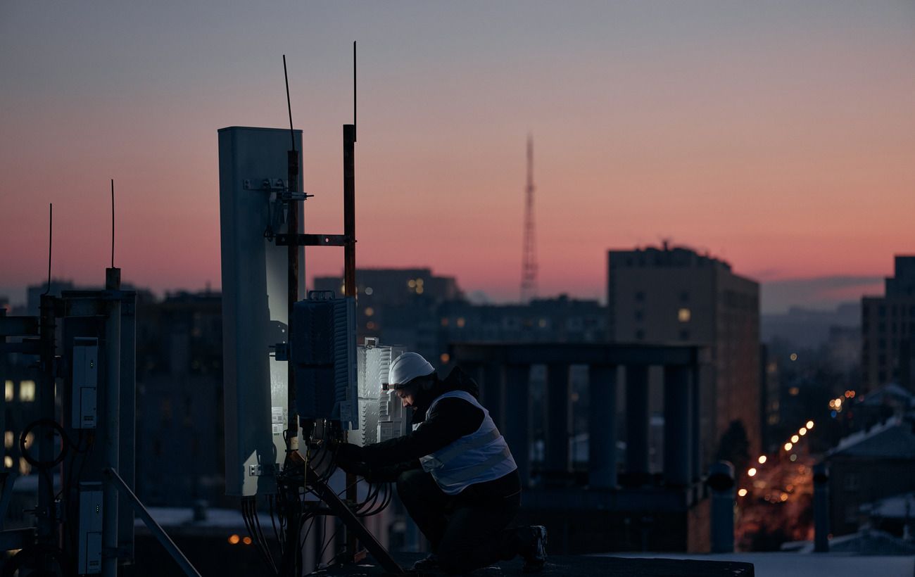 Зображення новини: "Київстар" додатково придбав понад 6 тисяч мобільних генераторів