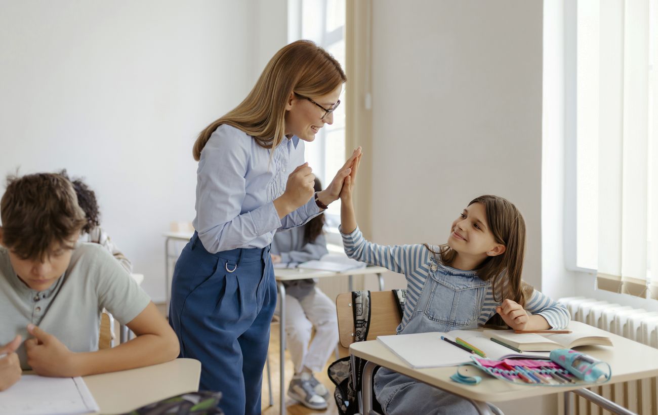 Зображення новини: Без "традиційних" букетів: школам пропонують новий формат святкування 8 березня