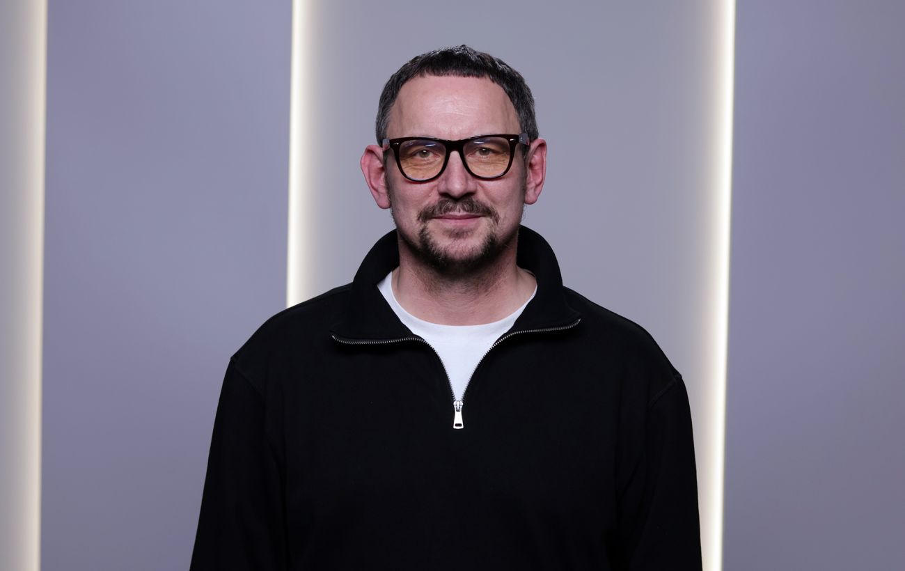 Зображення новини: "Друга ріка" випустила футболки, які неможливо купити: одну з них можна виграти